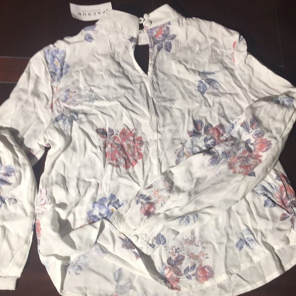 Top - Picture 3 of 3